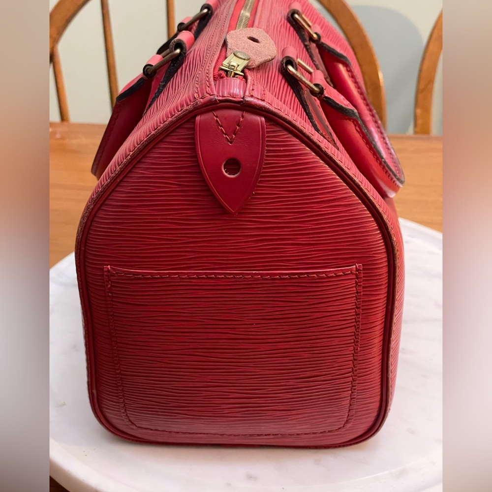 Louis Vuitton Red Epi Speedy 25 Leather Satchel - Picture 4 of 16